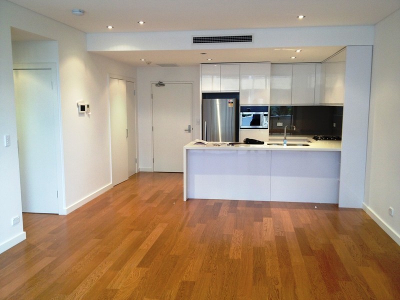 42 Shoreline Drive, Rhodes NSW 2138