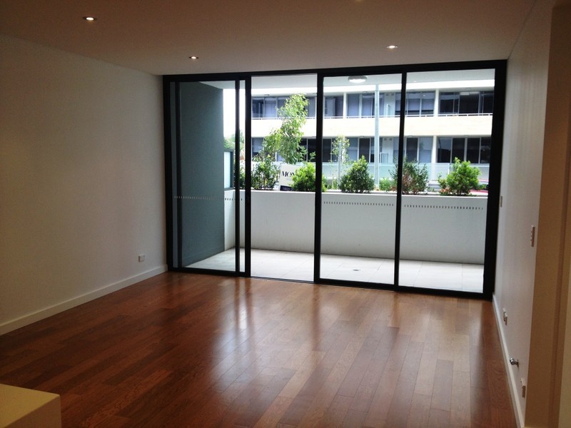 42 Shoreline Drive, Rhodes NSW 2138