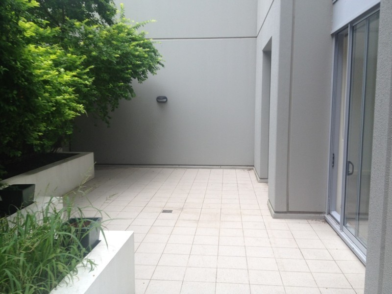 *LEASED* 202/9 Shoreline Drive, Rhodes NSW 2138