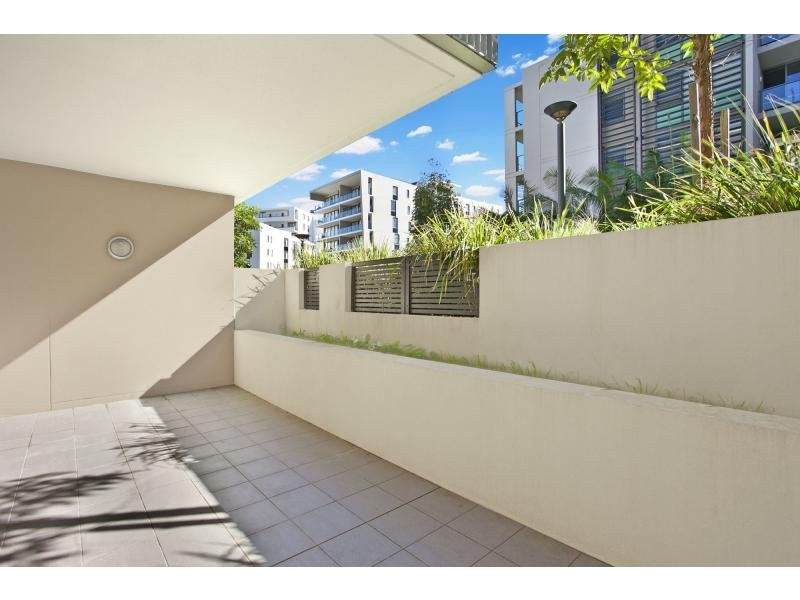 *LEASED* 207/19 Shoreline Drive, Rhodes NSW 2138