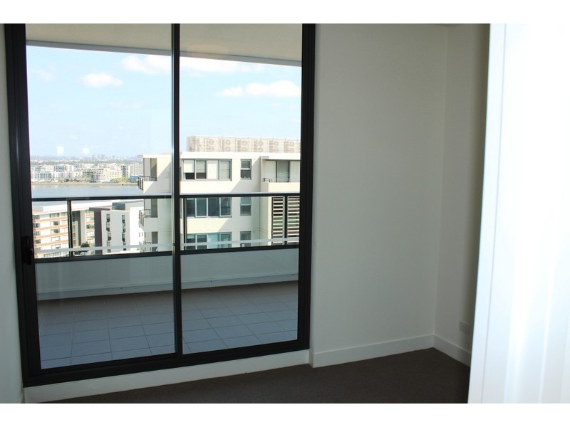 810/7 Rider Boulevard, Rhodes NSW 2138