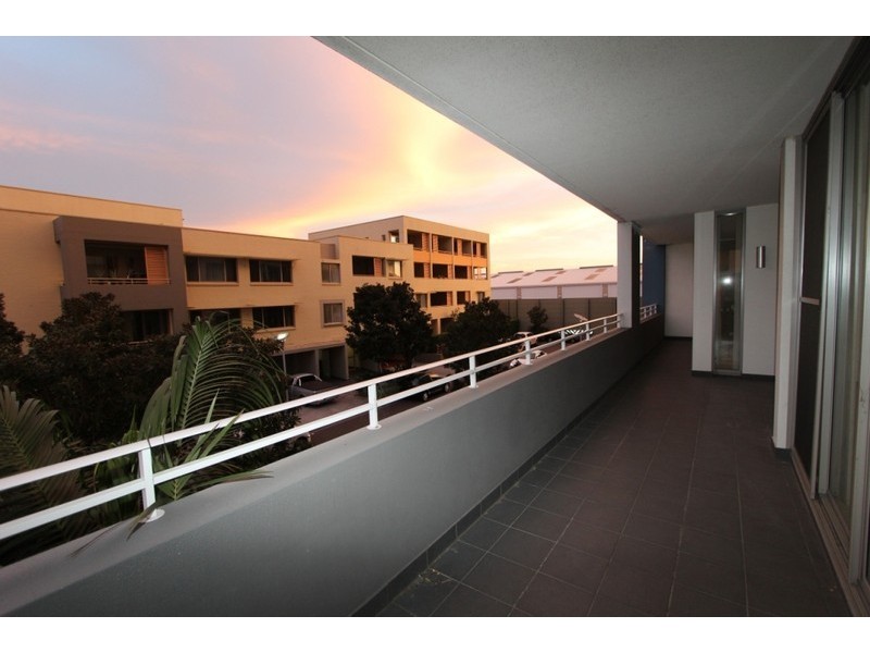 *LEASED* 318/37 Amalfi Drive, Wentworth Point NSW 2127