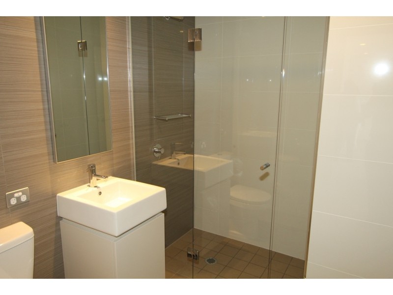 *LEASED* 805/7 Rider Boulevard, Rhodes NSW 2138