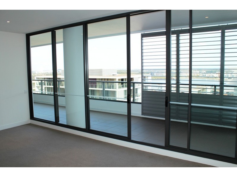 *LEASED* 810/7 Rider Boulevard, Rhodes NSW 2138
