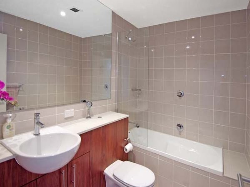 *LEASED* 603/10 Rider Boulevard, Rhodes NSW 2138