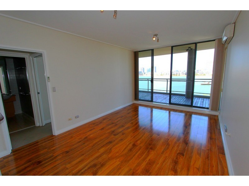 *LEASED* 40/27 Bennelong Parkway, Wentworth Point NSW 2127