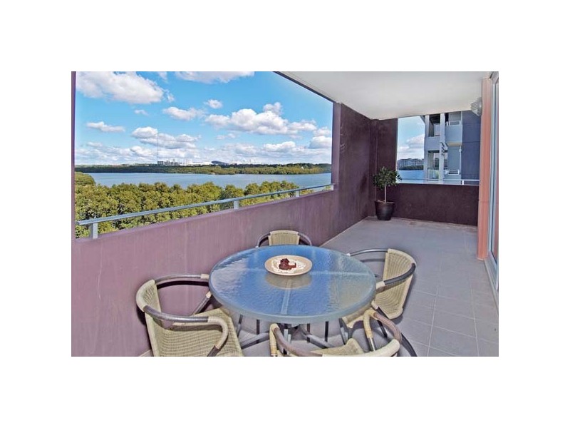 *LEASED* 205/2 Shoreline Drive, Rhodes NSW 2138