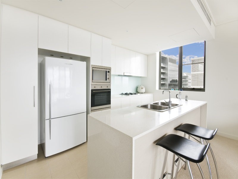 *LEASED* 602/88 Rider Boulevard, Rhodes NSW 2138