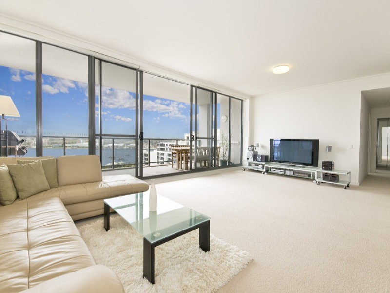 *LEASED* 602/88 Rider Boulevard, Rhodes NSW 2138