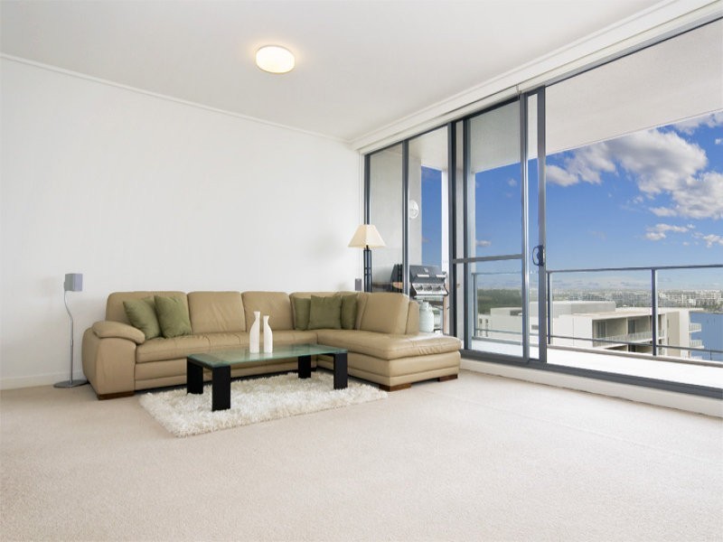 *LEASED* 602/88 Rider Boulevard, Rhodes NSW 2138