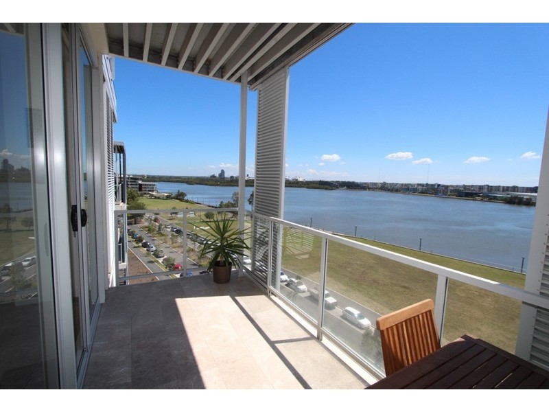 *LEASE* G502/10-16 Marquet Street, Rhodes NSW 2138