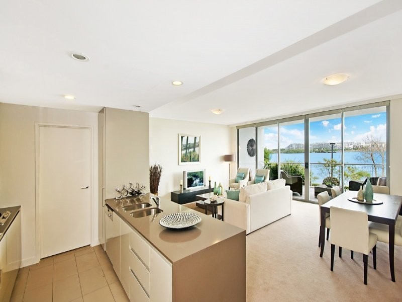 12 Jean Wailes Ave, Rhodes NSW 2138