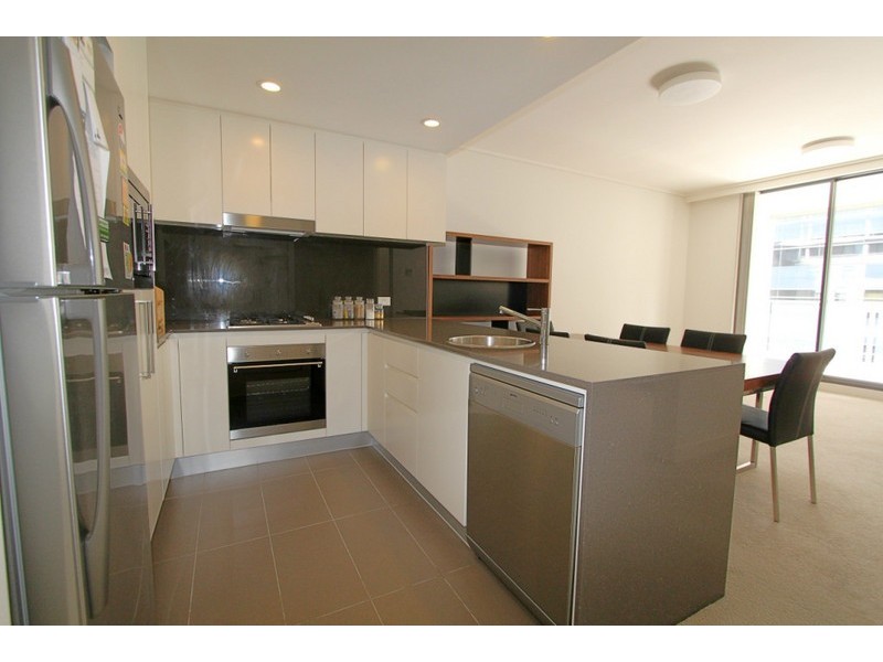 *LEASED* 501/78 Rider Boulevard, Rhodes NSW 2138