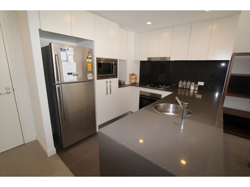 *LEASED* 501/78 Rider Boulevard, Rhodes NSW 2138