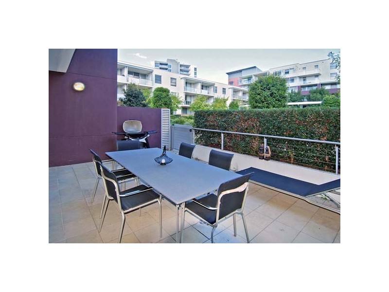 7 Lewis Ave, Rhodes NSW 2138