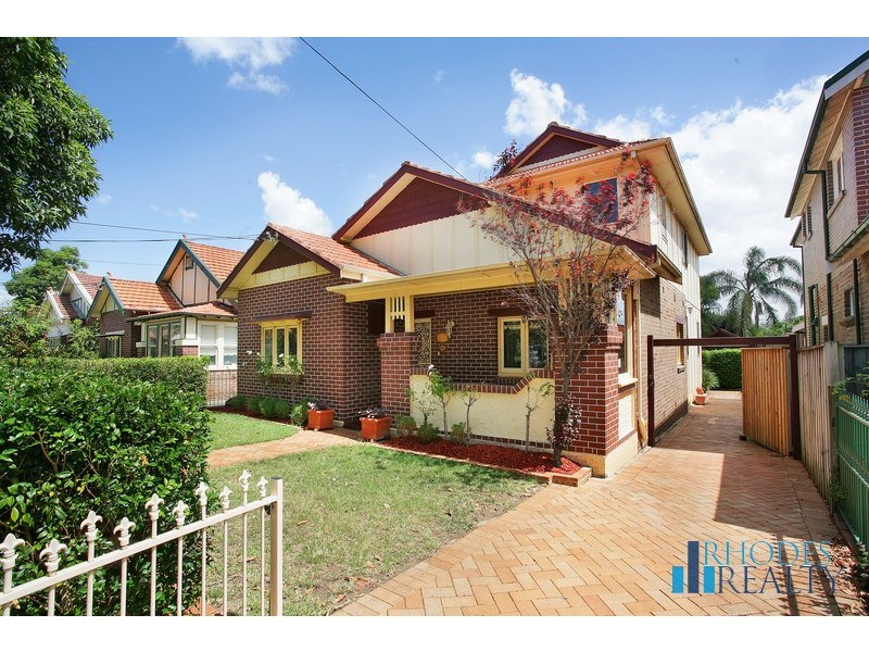 6 Mackenzie St, Concord West NSW 2138
