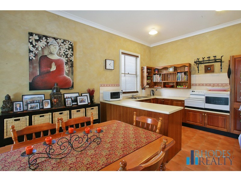 6 Mackenzie St, Concord West NSW 2138