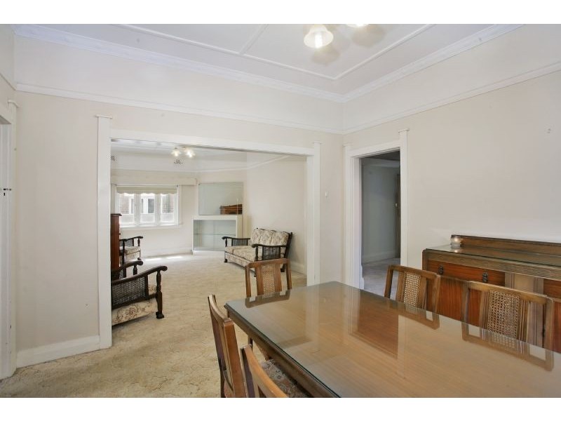 6 Mackenzie St, Concord West NSW 2138