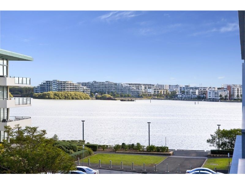 302/8  Jean Wailes Avenue, Rhodes NSW 2138