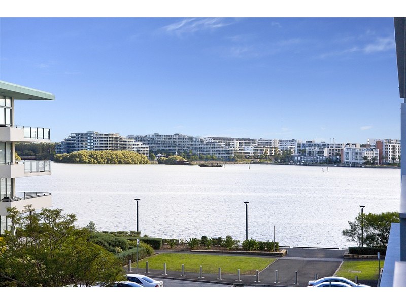 302/8  Jean Wailes Avenue, Rhodes NSW 2138
