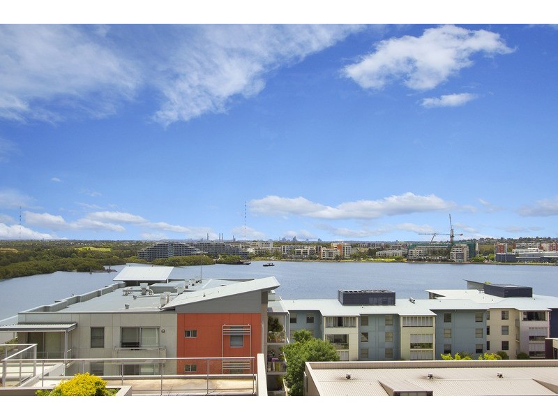 701/2 Rider Blvd, Rhodes NSW 2138