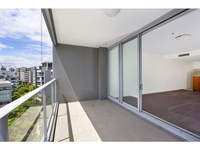 701/2 Rider Blvd, Rhodes NSW 2138