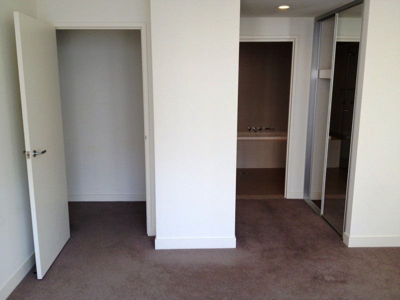 *LEASED* 303/8 Jean Wailes Avenue, Rhodes NSW 2138