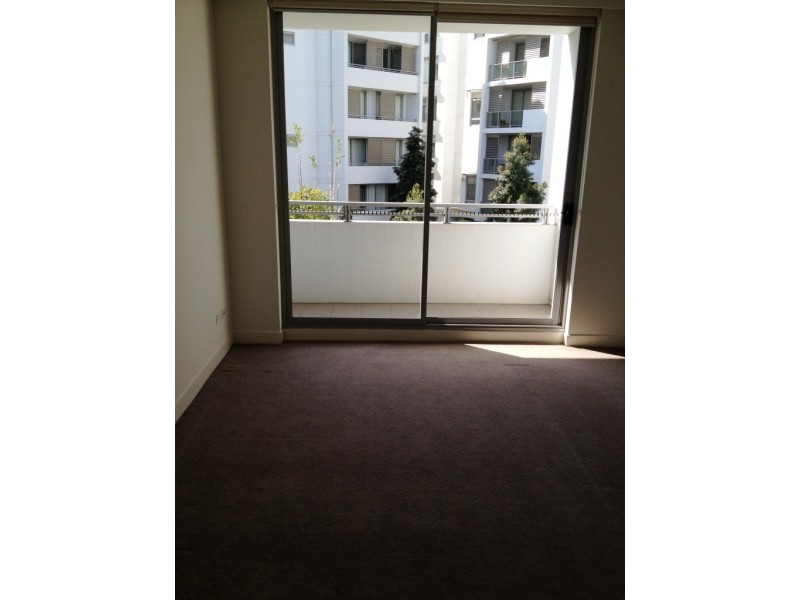 *LEASED* 303/8 Jean Wailes Avenue, Rhodes NSW 2138
