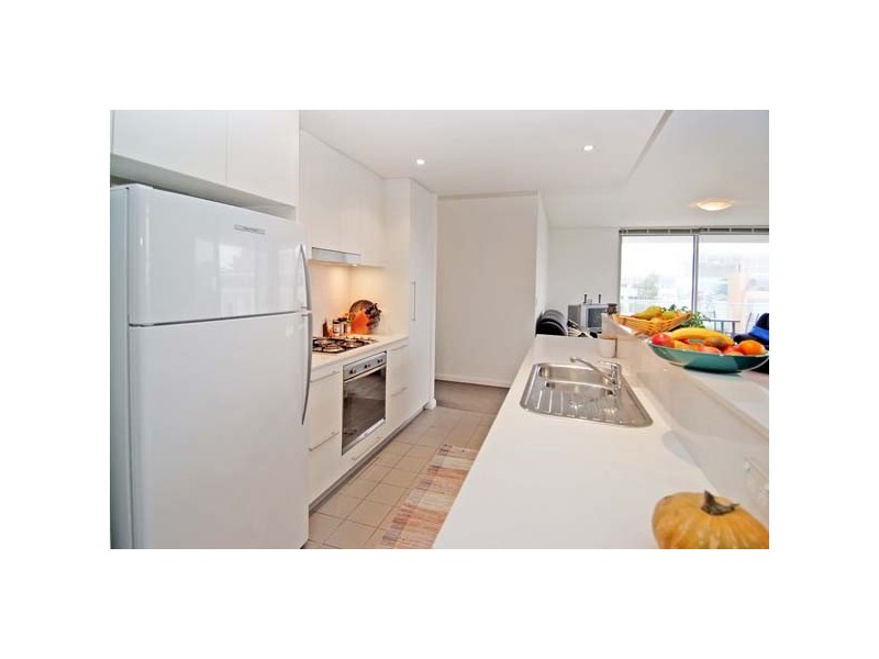 402/2 Shoreline Drive, Rhodes NSW 2138