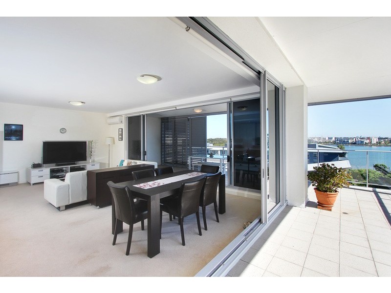601/9 Shoreline Dr, Rhodes NSW 2138