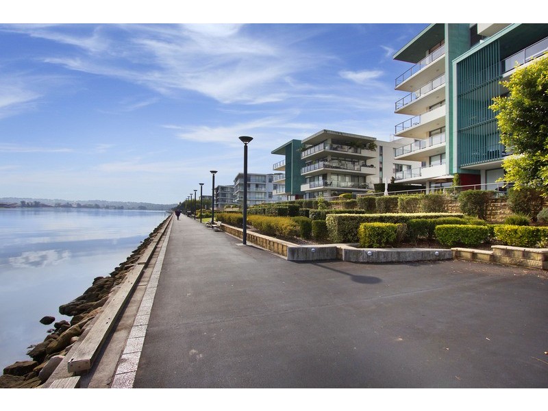 403/9 Shoreline Drive, Rhodes NSW 2138