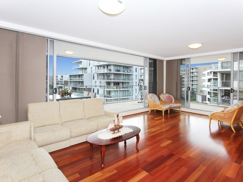 502/1 Jean Wailes Ave, Rhodes NSW 2138