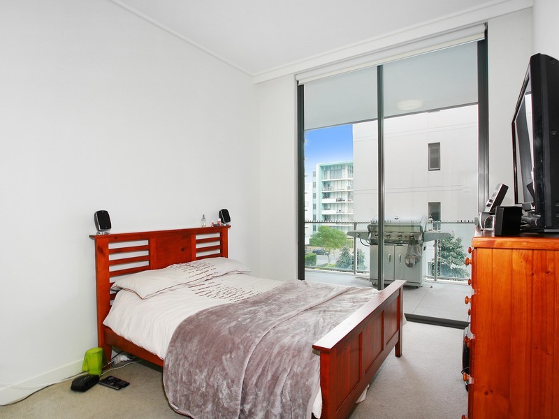 103/76 Rider Boulevard, Rhodes NSW 2138