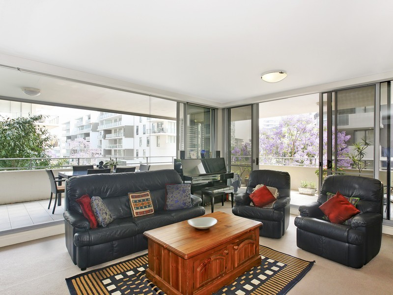 202/1 Jean Wailes Ave, Rhodes NSW 2138