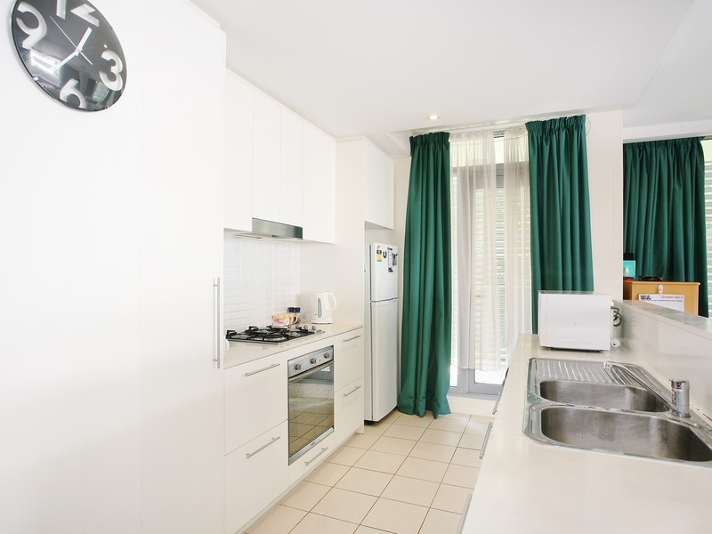 303/11 Shoreline Drive, Rhodes NSW 2138