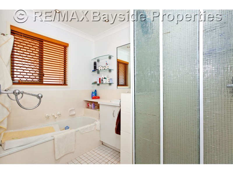 27 Abalone Cres, Thornlands QLD 4164