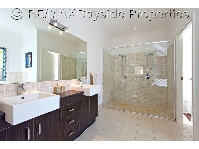 20 Yorston Place, Ormiston QLD 4160