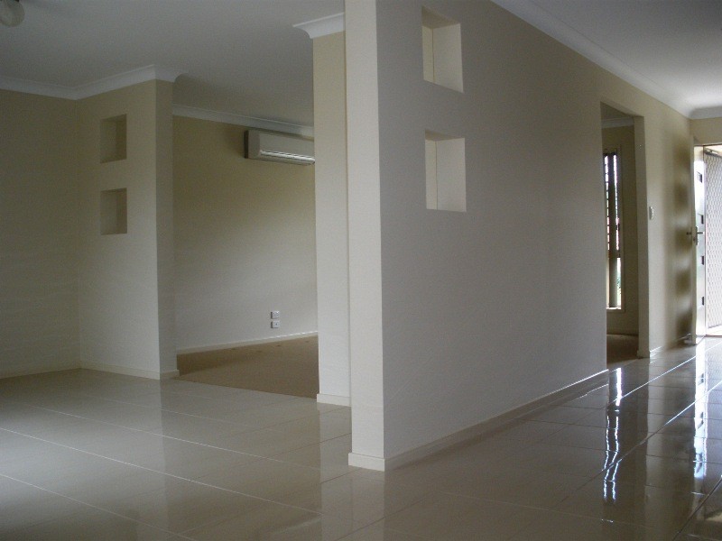 5 Forrest, Redland Bay QLD 4165