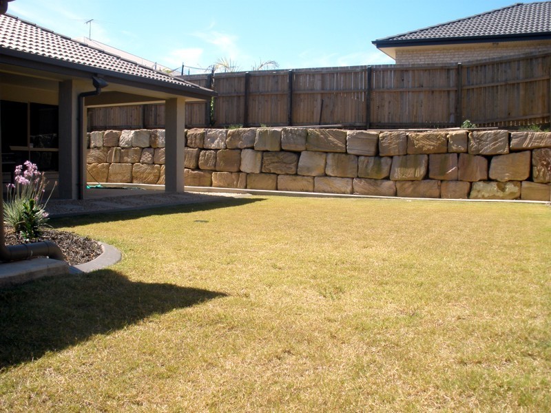 5 Forrest, Redland Bay QLD 4165