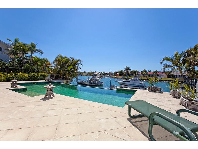 27 Masthead Dr, Raby Bay QLD 4163