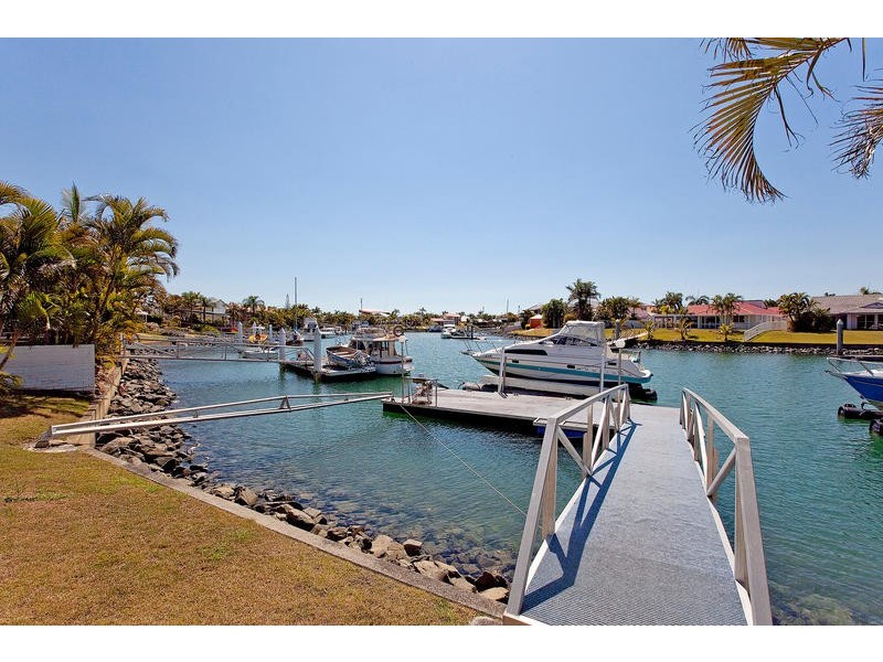 27 Masthead Dr, Raby Bay QLD 4163