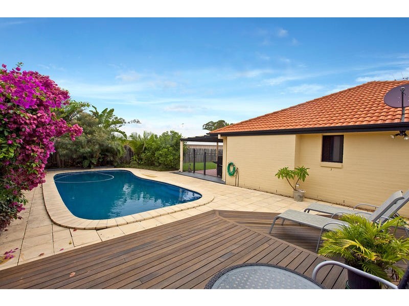 7 Jacaranda Pl, Ormiston QLD 4160