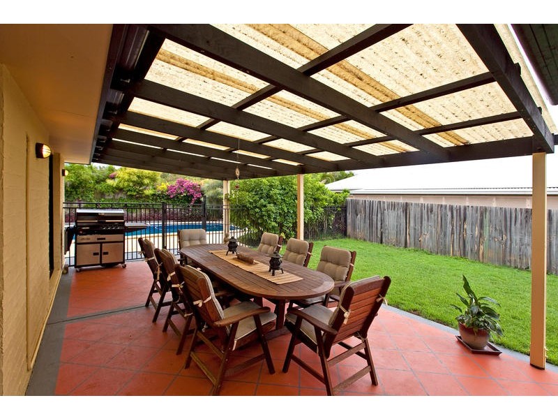 7 Jacaranda Pl, Ormiston QLD 4160