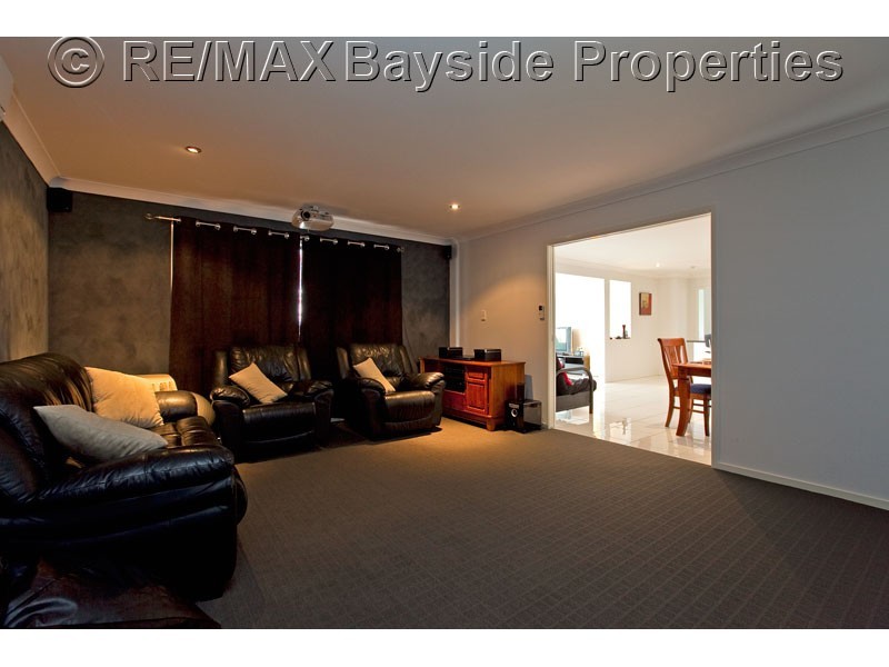 247 Queen Street, Cleveland QLD 4163