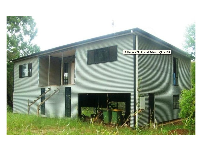 12 Harvey St, Russell Island QLD 4184