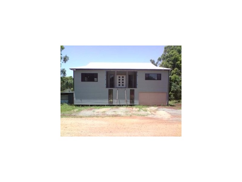 12 Harvey St, Russell Island QLD 4184