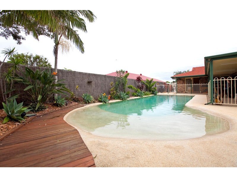 4 Pembroke Court, Alexandra Hills QLD 4161