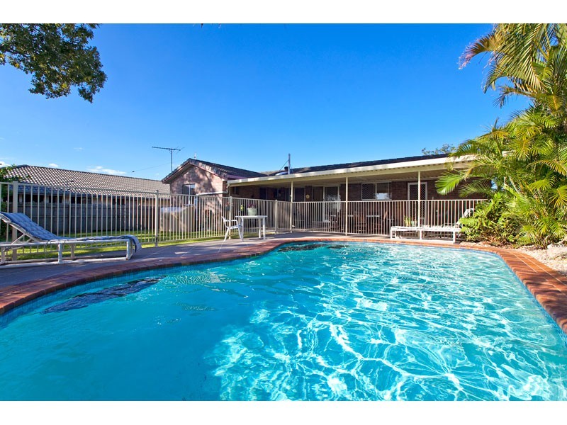 30 Linda Street, Birkdale QLD 4159