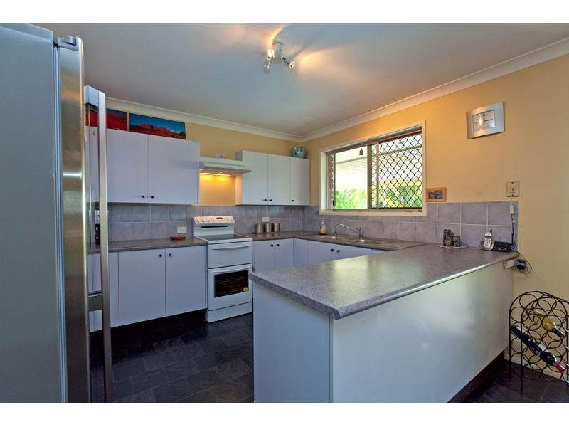 30 Linda Street, Birkdale QLD 4159