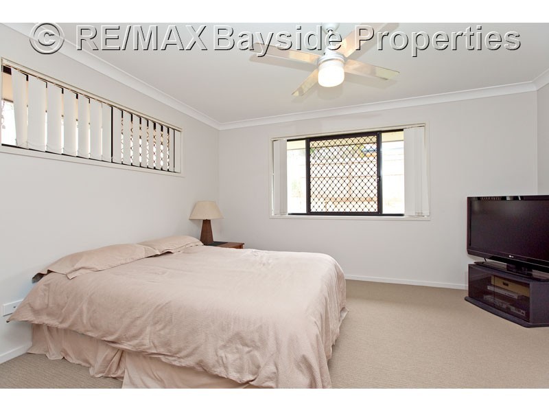 7 Kelby Close, Redland Bay QLD 4165